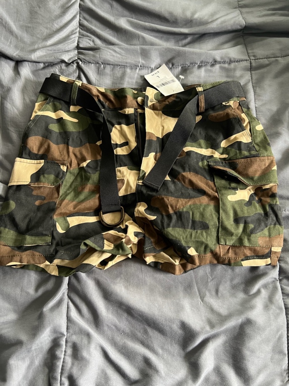 Forever 21 Camo Cargo Shorts with Black Webbing Belt
